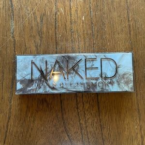 Urban Decay NAKED smoky eye shadow pallet